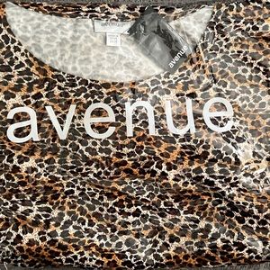 Still Bagged, Leopard print, soft, mid weight, quality 3/4 length sleeve NEW